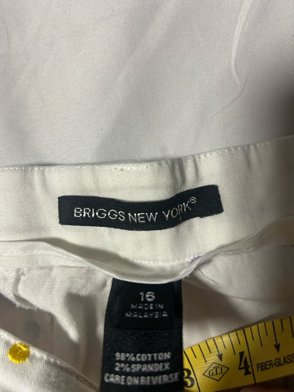 Briggs New York Womens Capri Pants White Embroidered Polka Dots Size 16 - Picture 13 of 13